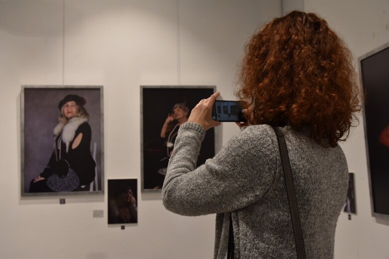  Sztuka łączy pokolenia. Portret i styl w muzeum 