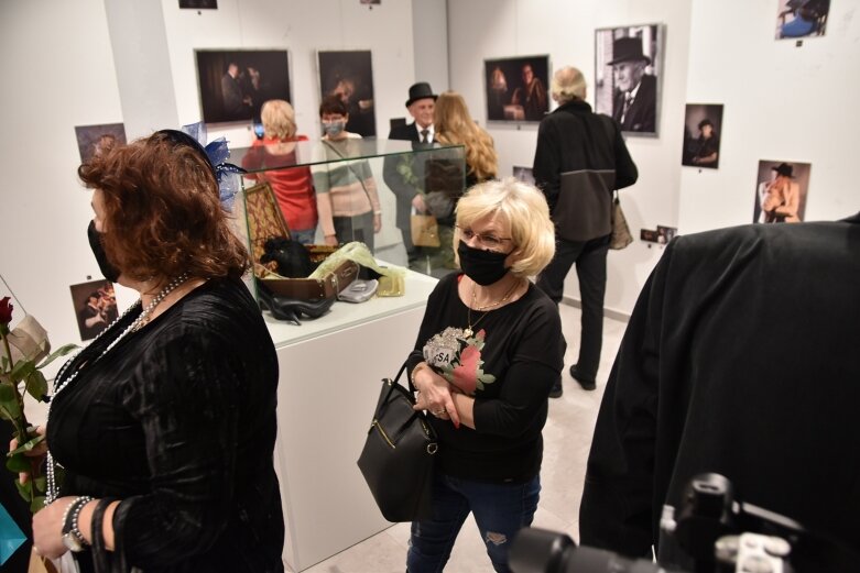  Sztuka łączy pokolenia. Portret i styl w muzeum 