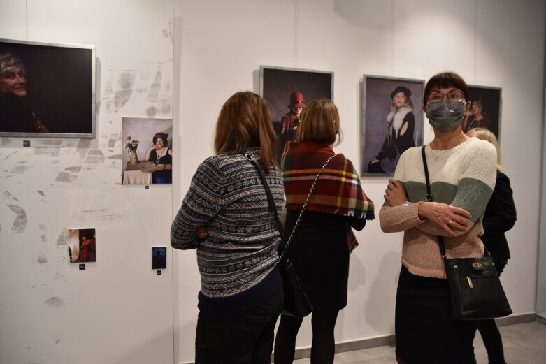  Sztuka łączy pokolenia. Portret i styl w muzeum 