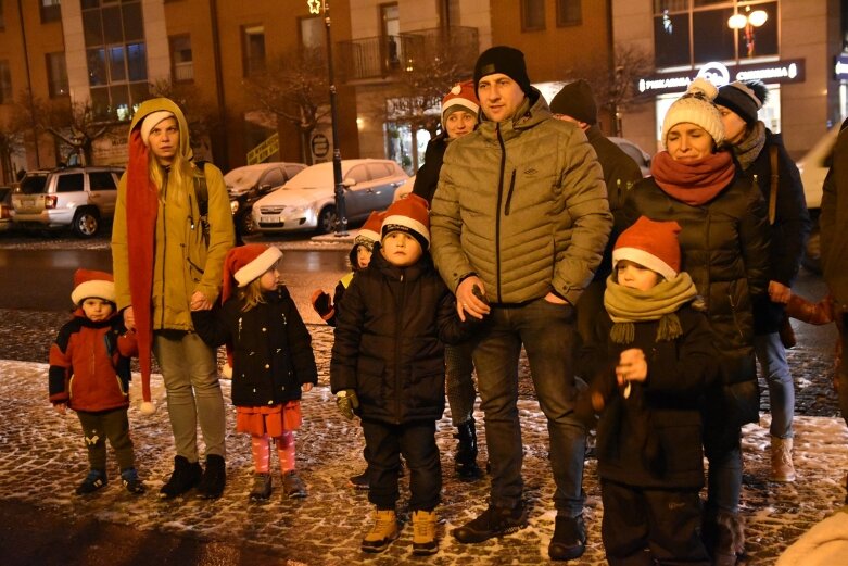  Taki marsz mikołajów tylko w Skierniewicach! 