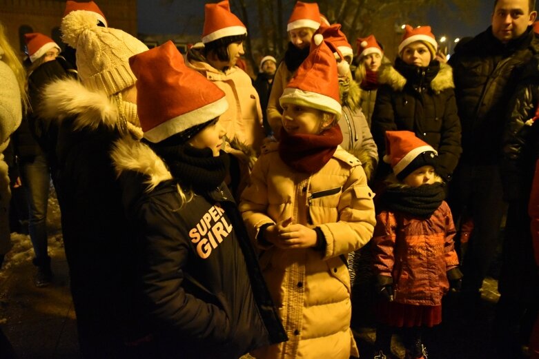  Taki marsz mikołajów tylko w Skierniewicach! 