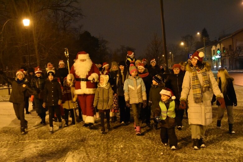  Taki marsz mikołajów tylko w Skierniewicach! 