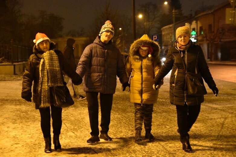  Taki marsz mikołajów tylko w Skierniewicach! 