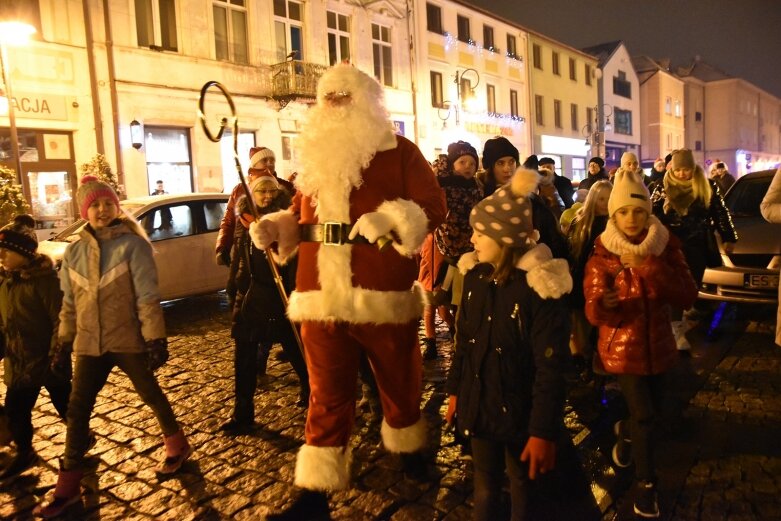  Taki marsz mikołajów tylko w Skierniewicach! 