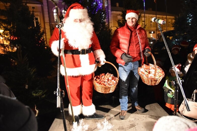  Taki marsz mikołajów tylko w Skierniewicach! 