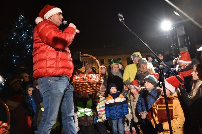  Taki marsz mikołajów tylko w Skierniewicach! 