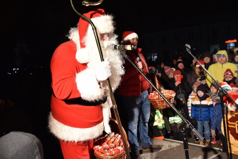  Taki marsz mikołajów tylko w Skierniewicach! 