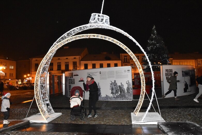  Taki marsz mikołajów tylko w Skierniewicach! 