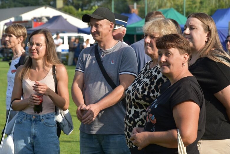  To był rodzinny piknik w Woli Pękoszewskiej 