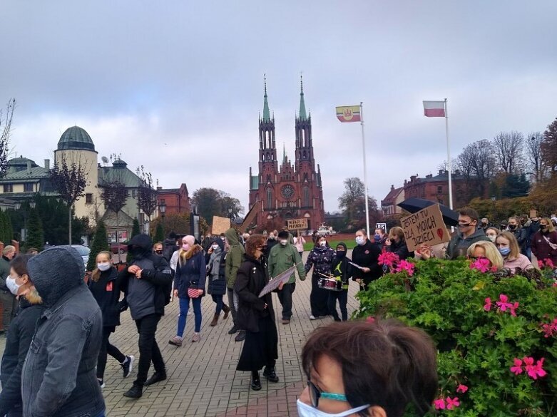  To nie był spokojny weekend! Kobiety nie rezygnowały z marszów protestacyjnych 