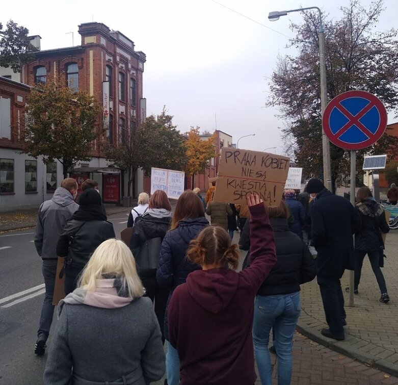  To nie był spokojny weekend! Kobiety nie rezygnowały z marszów protestacyjnych 