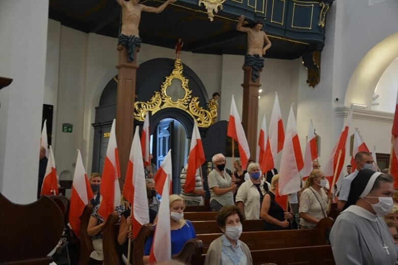  To nie była tylko oficjalna uroczystość. Manifestacja patriotyczna rawian! 