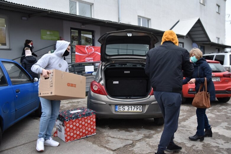  Trwa weekend cudów. W Skierniewicach pomoc płynie do 21 rodzin 