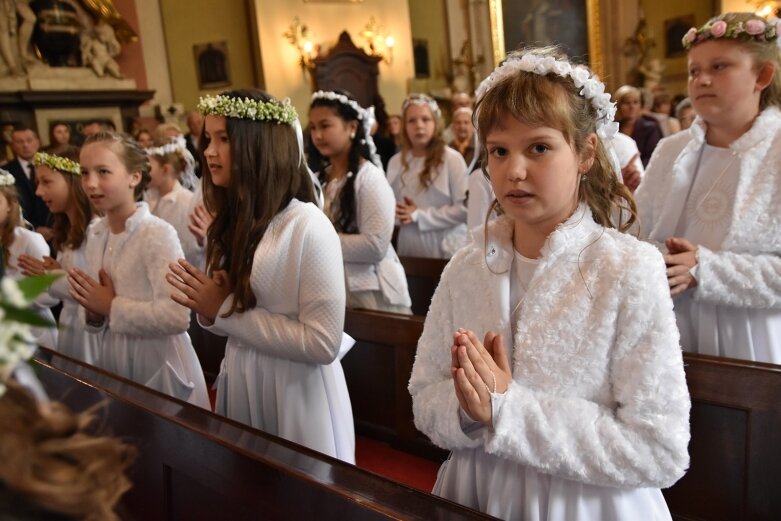  Uroczystość Pierwszej Komunii Świętej w parafii św. Jakuba 