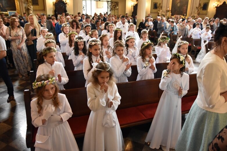  Uroczystość Pierwszej Komunii Świętej w parafii św. Jakuba 