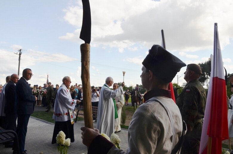  W hołdzie bohaterskiemu mieszkańcowi Jacochowa 