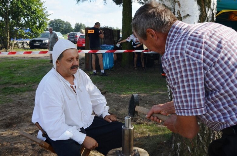  W hołdzie bohaterskiemu mieszkańcowi Jacochowa 