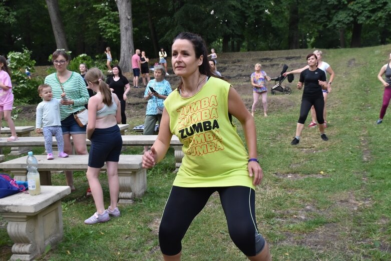  Wakacyjna zumba wróciła do parku 