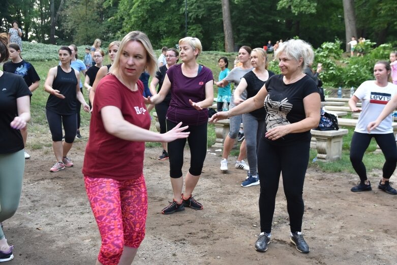  Wakacyjna zumba wróciła do parku 