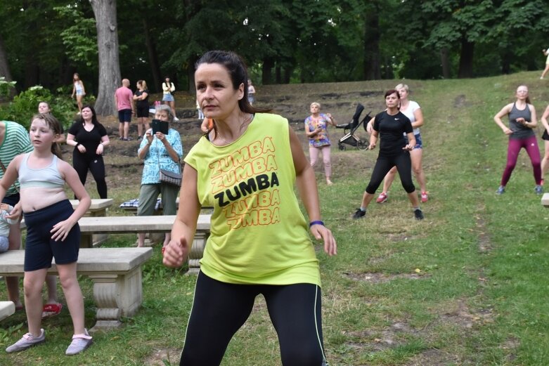  Wakacyjna zumba wróciła do parku 