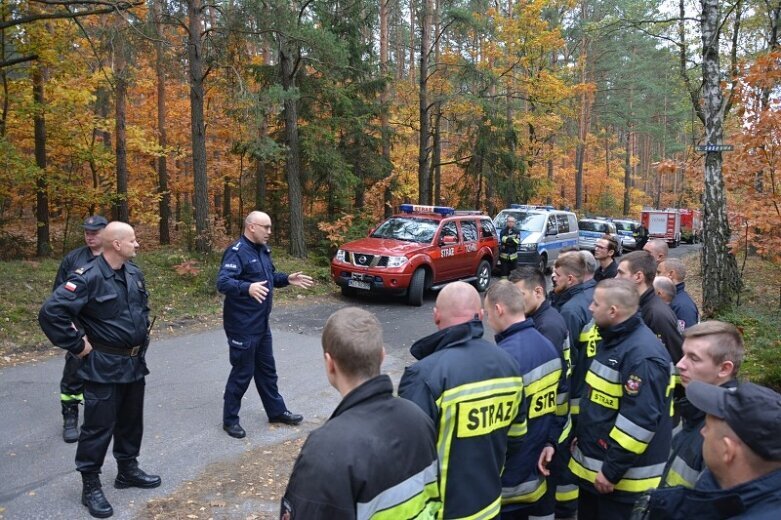  Wciąż nie znaleziono Piotra. Komendant policji wyjaśnia szczegóły akcji. VIDEO 