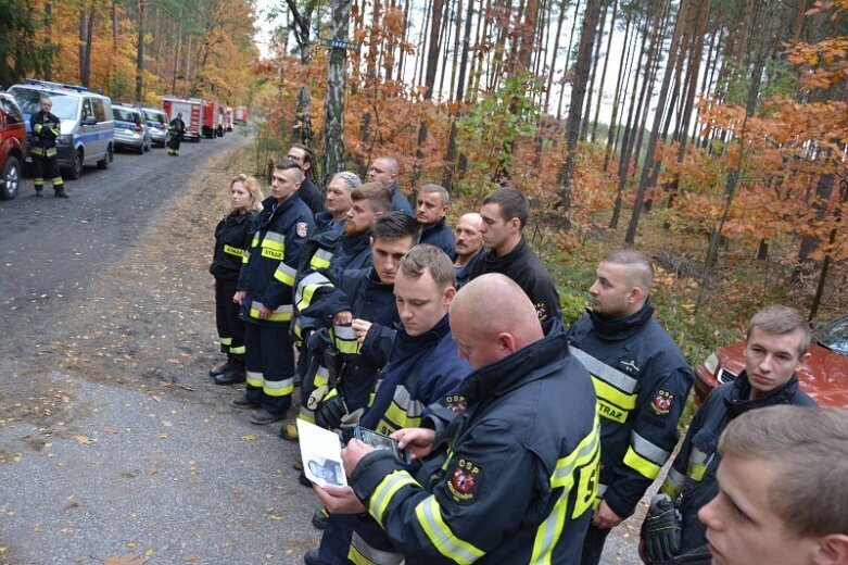  Wciąż nie znaleziono Piotra. Komendant policji wyjaśnia szczegóły akcji. VIDEO 