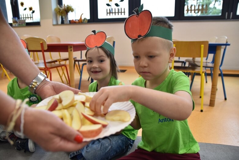  Wesoły Dzień Jabłuszka w Zielonym Zakątku 