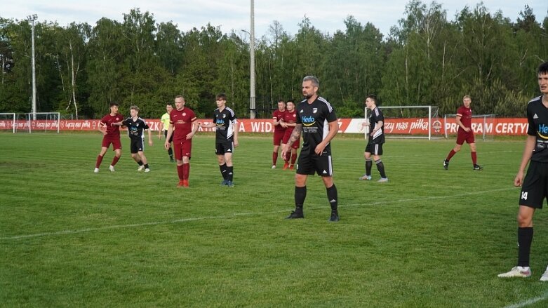 Widok lepszy od Jutrzenki na stadionie w Lipcach Reymontowskich 