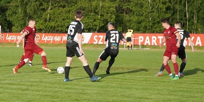  Widok lepszy od Jutrzenki na stadionie w Lipcach Reymontowskich 