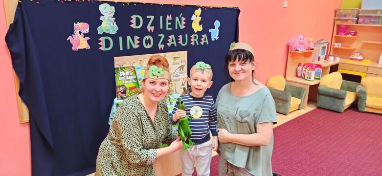  Wiecie, że jest Dzień Dinozaura? Robiły własne dinusie 