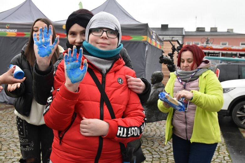  Wielka Orkiestra Świątecznej Pomocy gra na skierniewickim rynku 