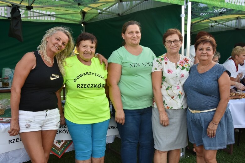  Wielka zabawa sołectw w Sierakowicach Lewych 