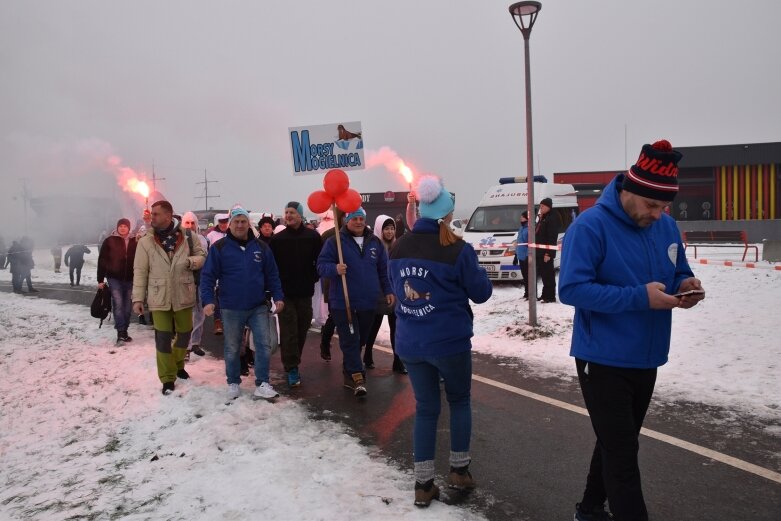  Wszystkie ręce na pokład. Znów morsowali dla Agaty 