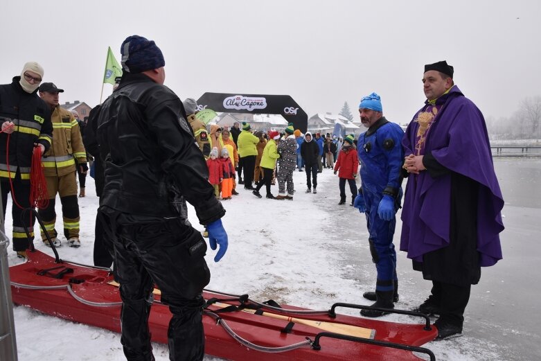  Wszystkie ręce na pokład. Znów morsowali dla Agaty 