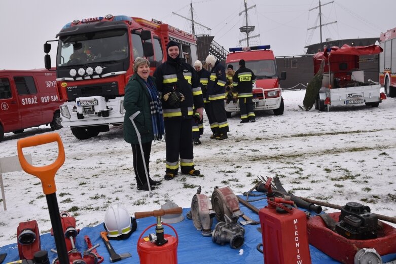  Wszystkie ręce na pokład. Znów morsowali dla Agaty 