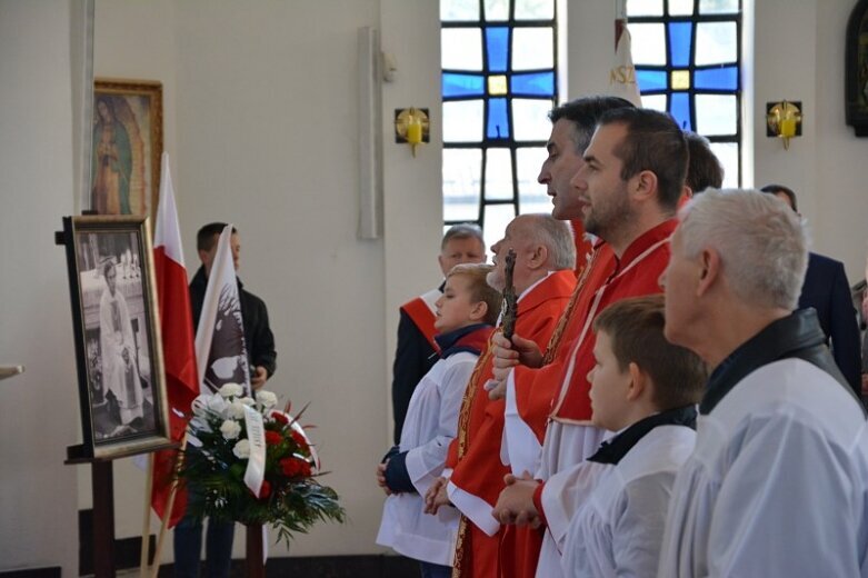  Wydarzenie, które wstrząsnęło Polską. Fotorelacja z Międzyborowa 