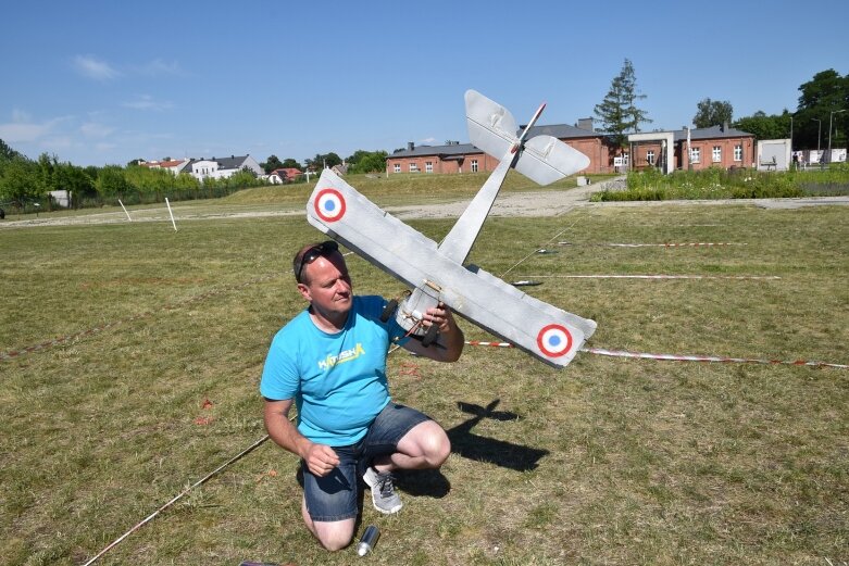  Wyjątkowe pokazy modeli latających w Skierniewicach 