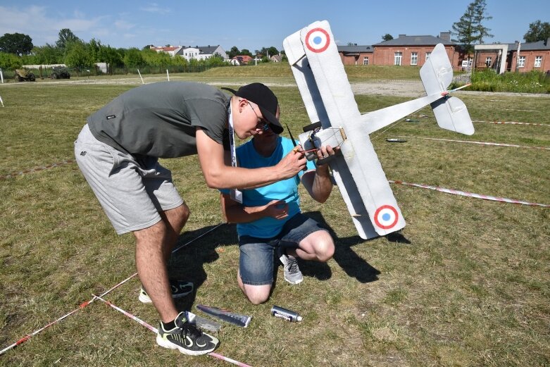  Wyjątkowe pokazy modeli latających w Skierniewicach 