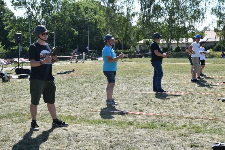  Wyjątkowe pokazy modeli latających w Skierniewicach 