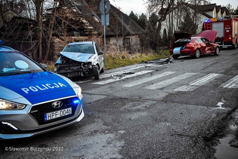  Wypadek na pechowym skrzyżowaniu w Skierniewicach  