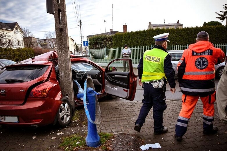  Wypadek na skrzyżowaniu Długiej i Ogrodowej 