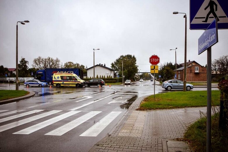  Wypadek na skrzyżowaniu Skłodowskiej i Czerwonej [ZDJĘCIA] 