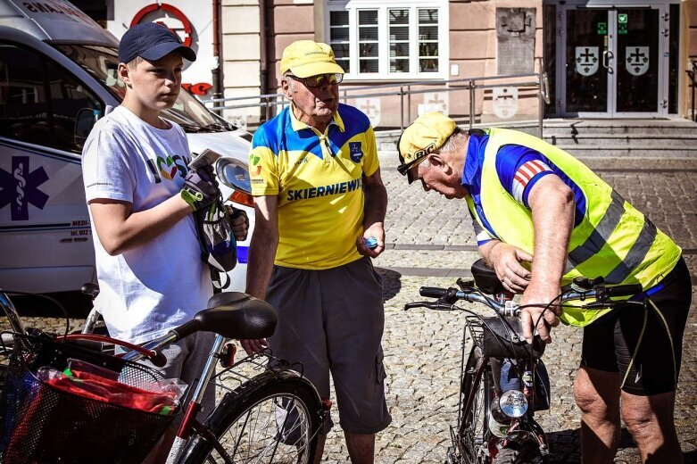  XVII Rodzinny Rajd Rowerowy w Skierniewicach - zobacz zdjęcia 