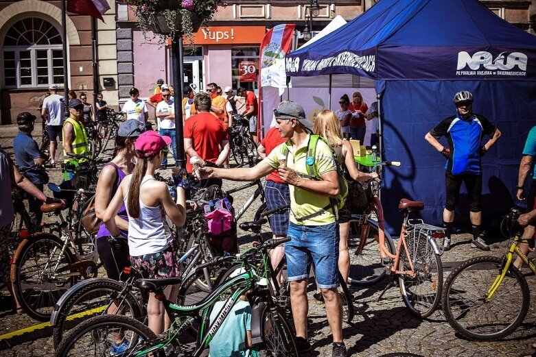  XVII Rodzinny Rajd Rowerowy w Skierniewicach - zobacz zdjęcia 