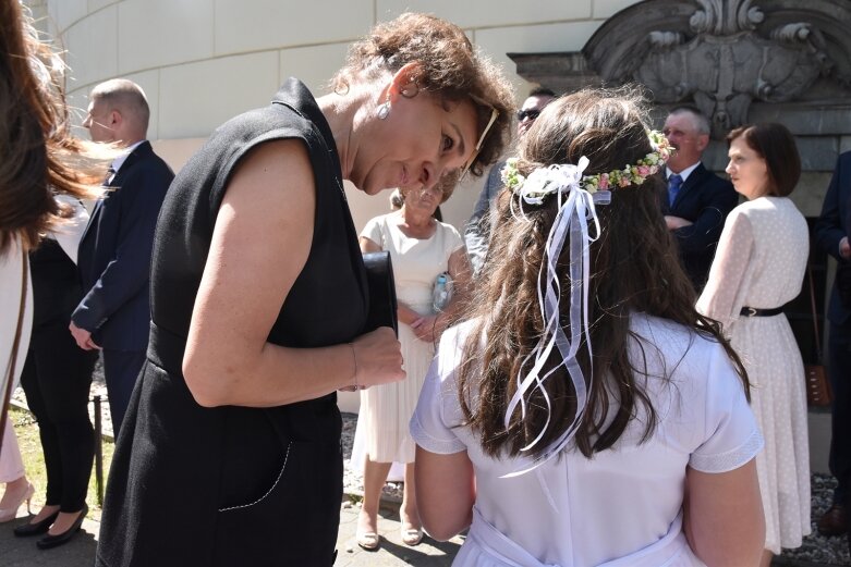  Z czystymi sercami przystąpili do sakramentu pierwszej komunii 