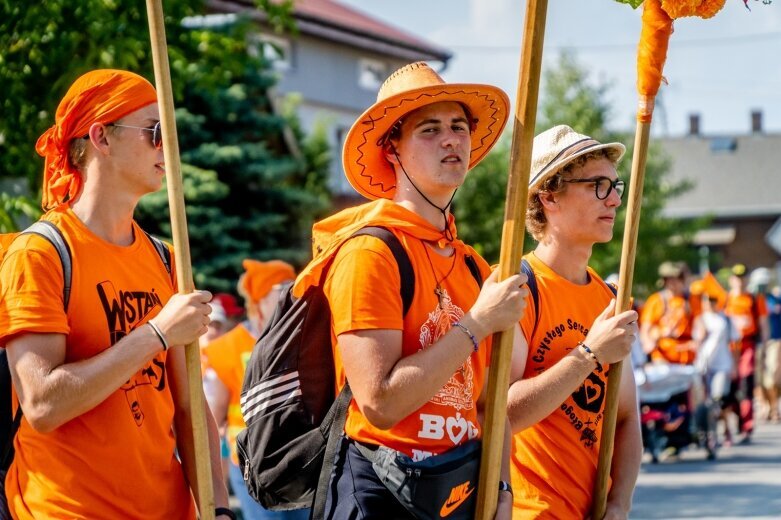  Z intencjami w sercu zmierzają do Częstochowy  