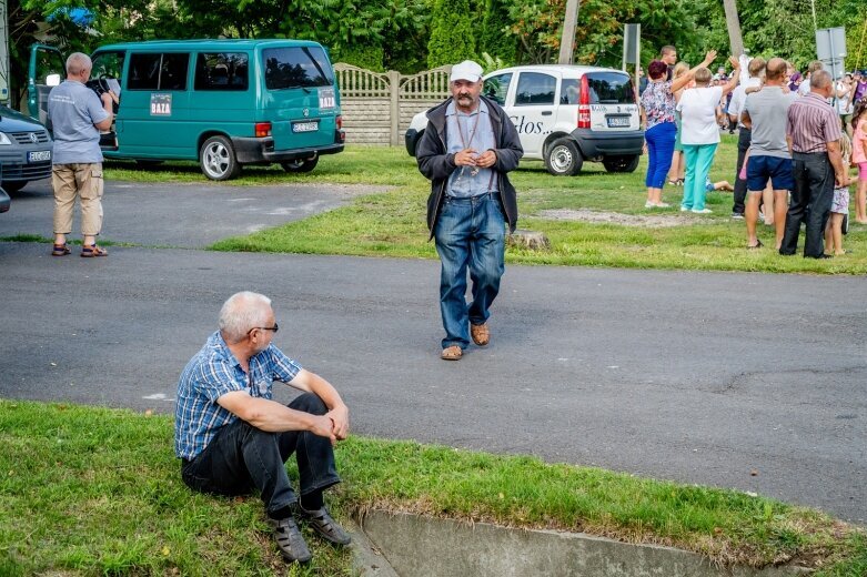  Z intencjami w sercu zmierzają do Częstochowy  