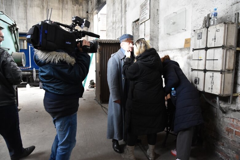  Zabytkowa parowozownia tym razem w roli stołecznego dworca 