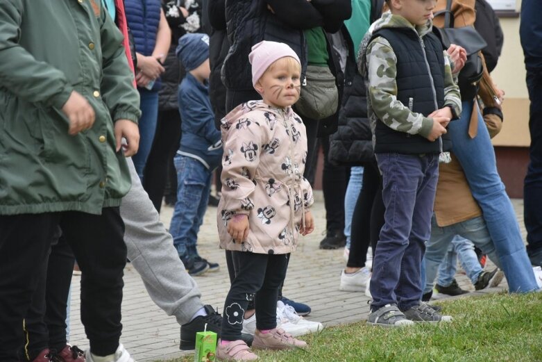  Zadebiutował sądziedszki grill w Miedniewicach 