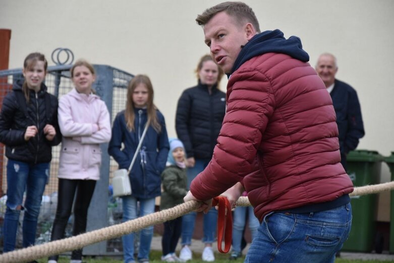  Zadebiutował sądziedszki grill w Miedniewicach 